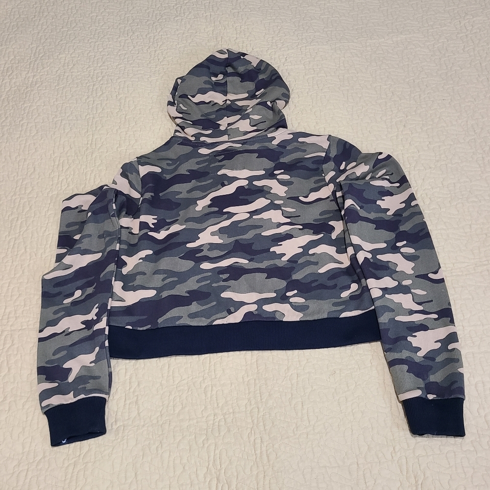 True Religion cropped camo hoodie size L - Picture 9 of 10